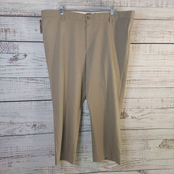 Mens Dockers Pro Style Khaki Flat Front D2 Straight Pants Size 42x30 NWT - Picture 1 of 12